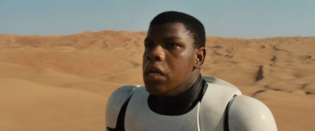 Star-Wars-7-Trailer-Photo-Boyega-Stormtrooper-1024x426