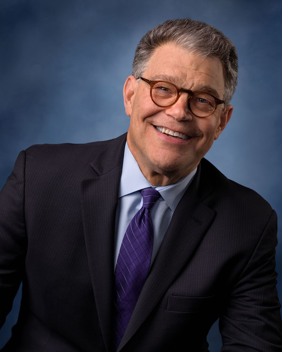 Al_Franken,_official_portrait,_114th_Congress